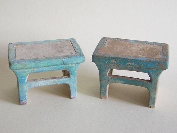 Pair of tables – (0373)